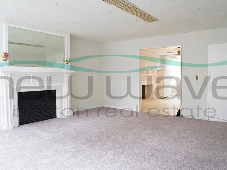 147 Charles St #4 — Photo 5