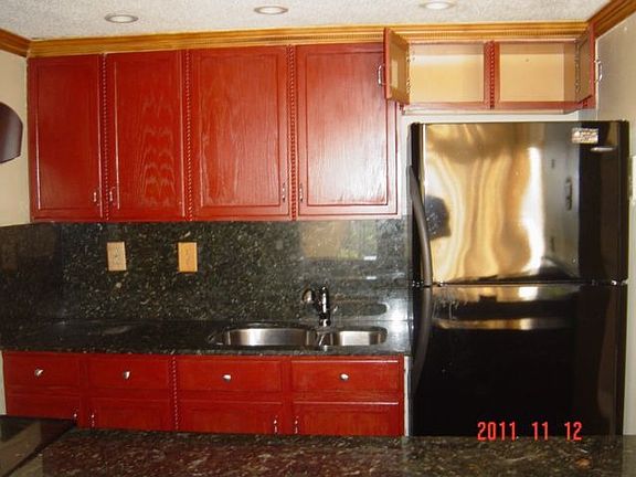 4th image of 820 NW 87th Ave APT 412