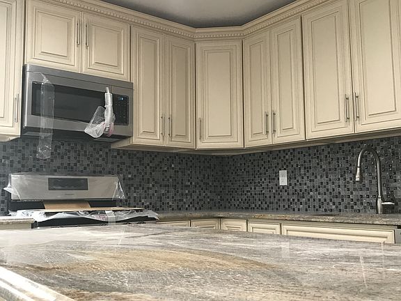 4th image of 8733 110th St