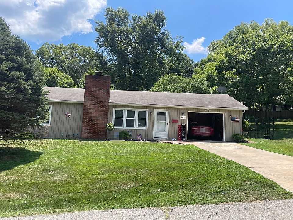 1st image of 707 E Hereford Ave