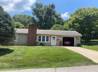 707 E Hereford Ave, Independence, MO 64055