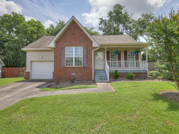 840 Stone Hedge Ct, Old Hickory, TN 37138