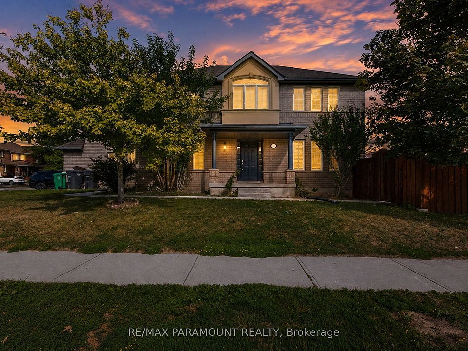 1st image of 22 Checkerberry Cres