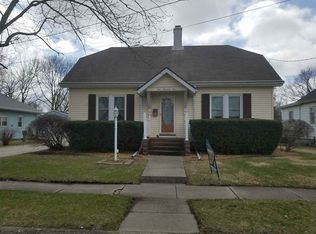 504 Maple St, Washington, IL 61571