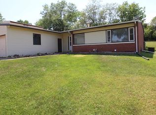 4245 NW 54th St, Lincoln, NE 68524