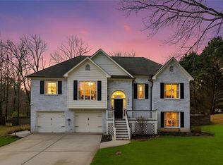 5595 Vaughn Rd, Woodstock, GA 30188