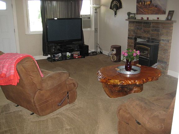 4th image of 333 7th Ave N