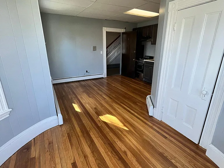 12 Muirhead St #2 — Photo 5