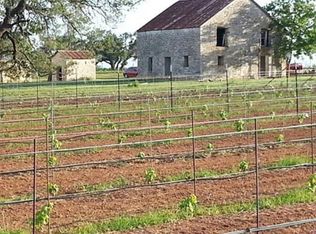 4222 S Hwy 16, Fredericksburg, TX 78624