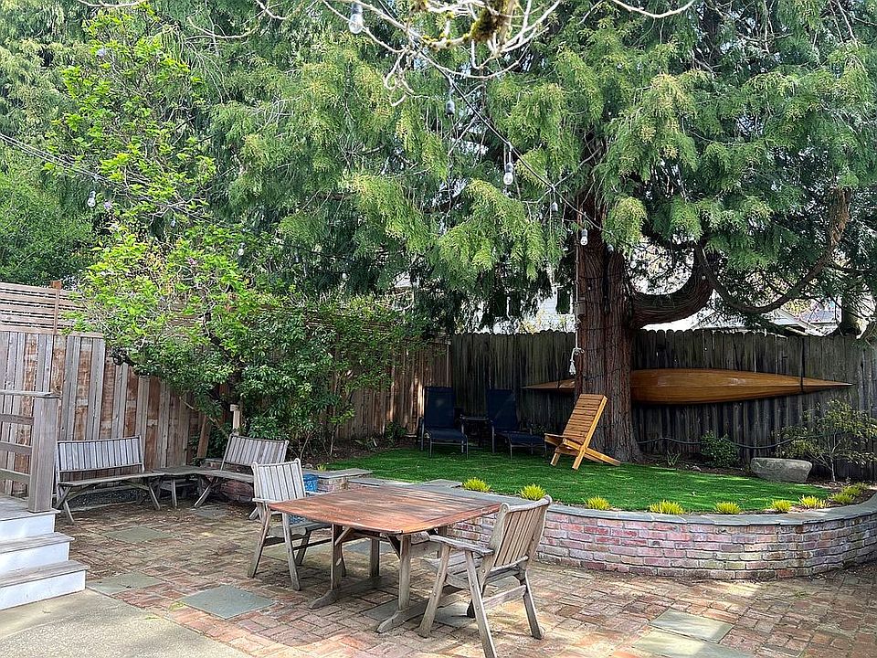 2nd image of 6026 26th Ave NE