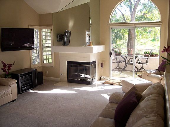 Vaulted ceilings in the living room