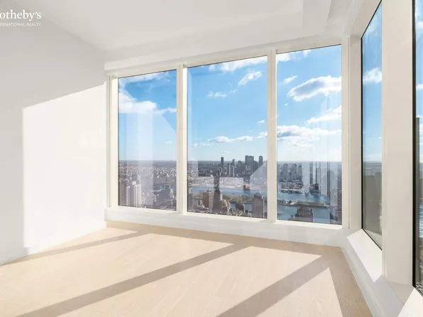 138 East 50th Street image 28 of 50