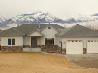 631 Shepherds View Trl, Corvallis, MT 59828