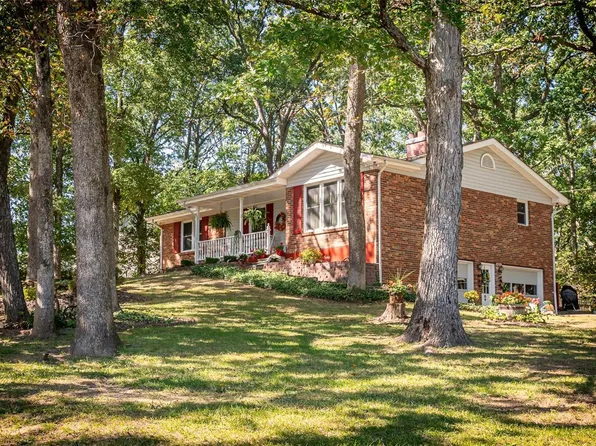 411 Edgewood Rd, Union, MO 63084