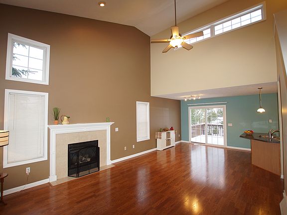 4th image of 7142 Quintara Dr NE
