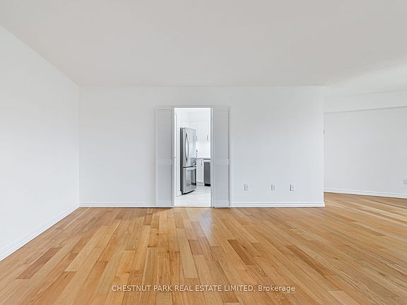 5th image of 60 Pavane Linkway #206