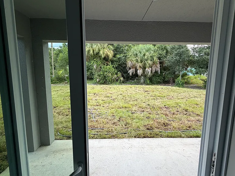 2875 NW 35th Ave — Photo 26