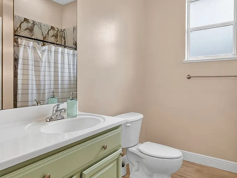 1571 SW Hunnicut Port St — Photo 11