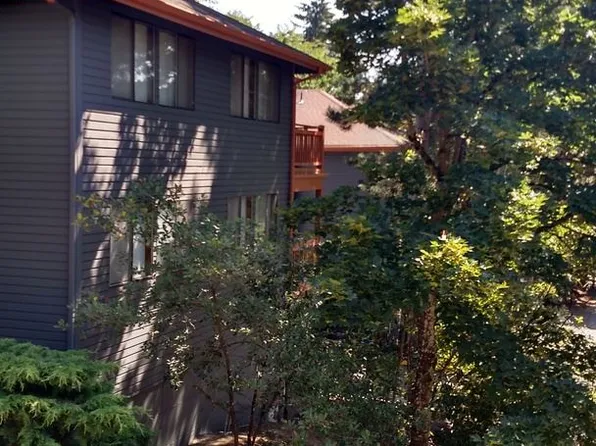7976 170th Pl NE, Redmond, WA 98052