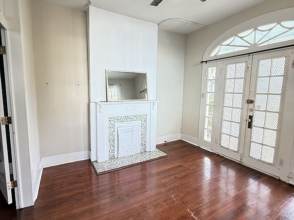 3rd image of 1135 Fern St #B