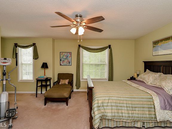 2nd image of 446 Auldon Ct SE