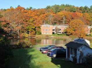 16 School St APT 1, Manchester, MA 01944