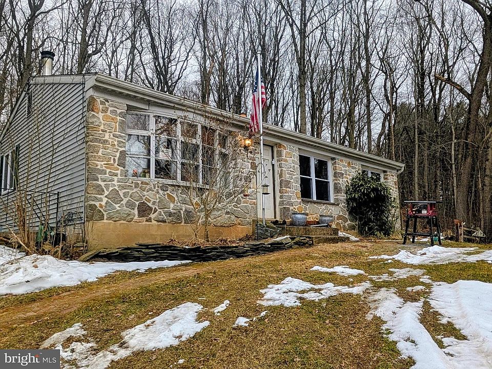 1st image of 306 Gum Tree Rd