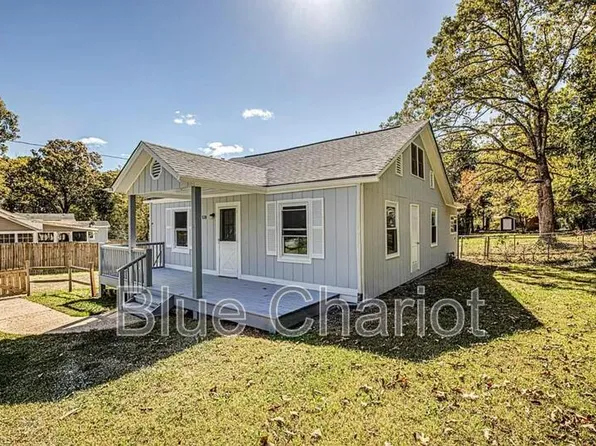 528 Short St, Hillsborough, NC 27278