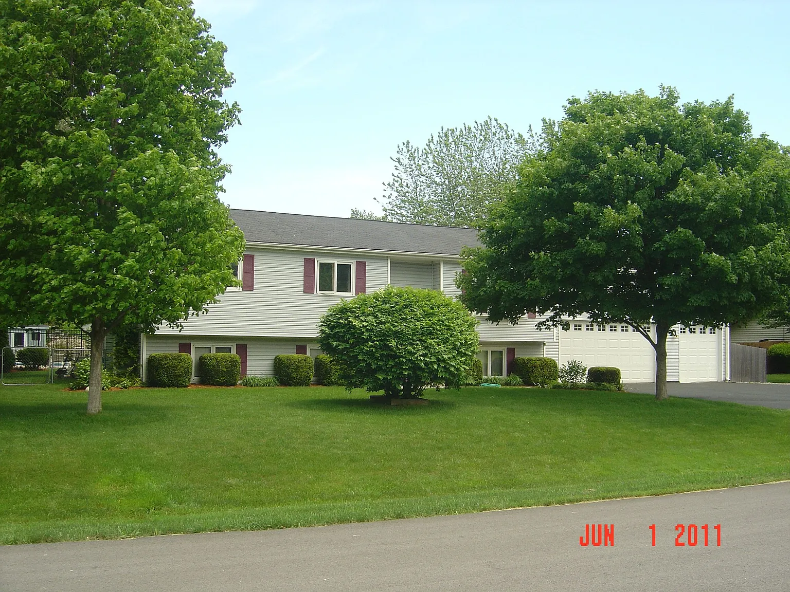 12811 S Hadfield Dr photo 1