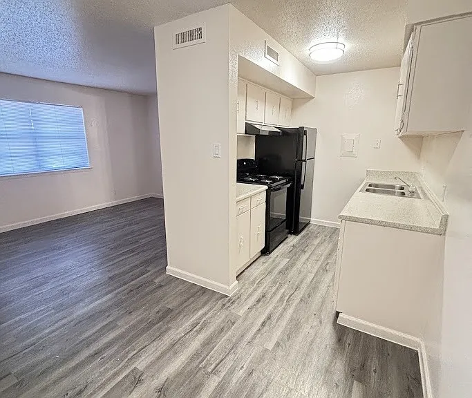 Cantera Apartments — Photo 36