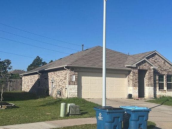 2nd image of 20112 Leaf River Cir