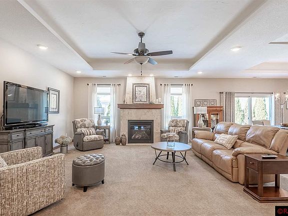 4th image of 122 Woodhill Ct