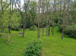 13617 S Maple Ave, Lemont, IL 60439