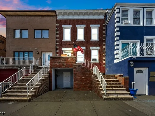 659 Kennedy Blvd, Bayonne City, NJ 07002