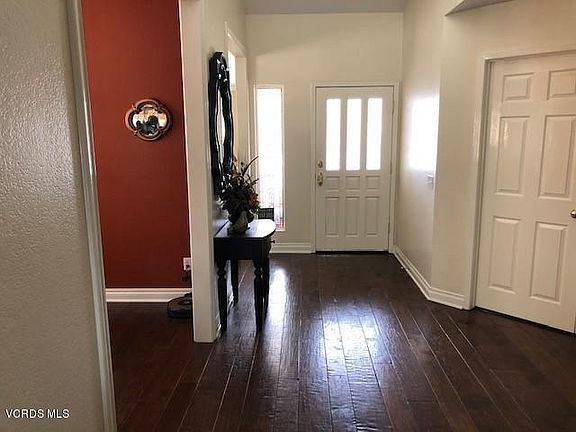 5th image of 808 Admiral Way