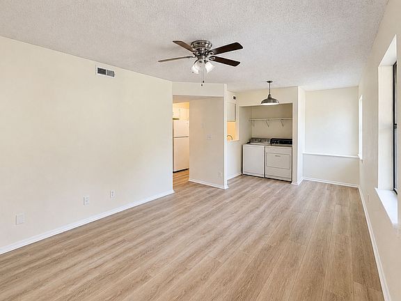 2nd image of 2501-2575 Case St #2A