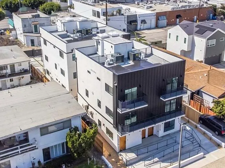 6006 Comey Ave — Photo 8