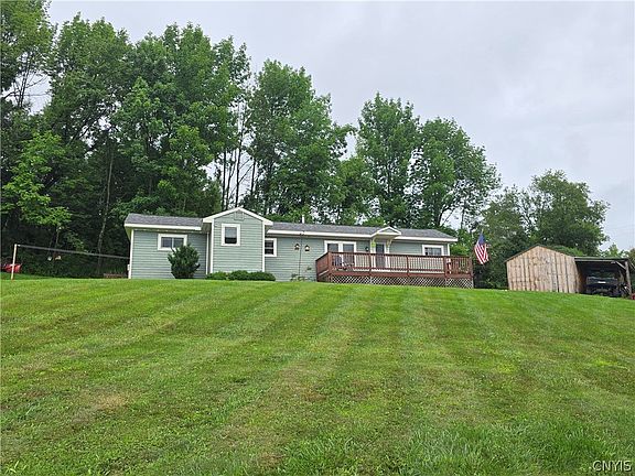 5th image of 1147 Humphrey Rd