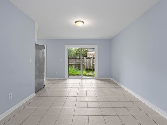 5th image of 107 Bassett Ct