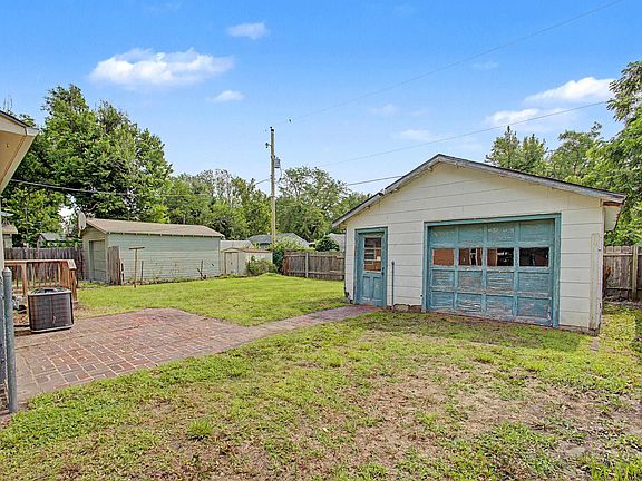 4th image of 2024 Judson St