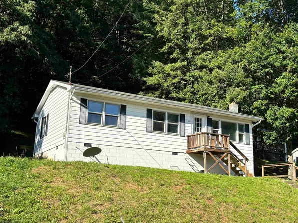 92 Anglin Run Dr, Philippi, WV 26416