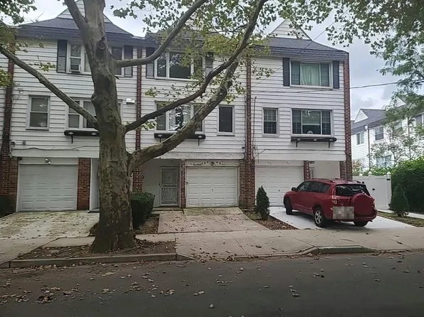 14963 258th St, Rosedale, NY 11422