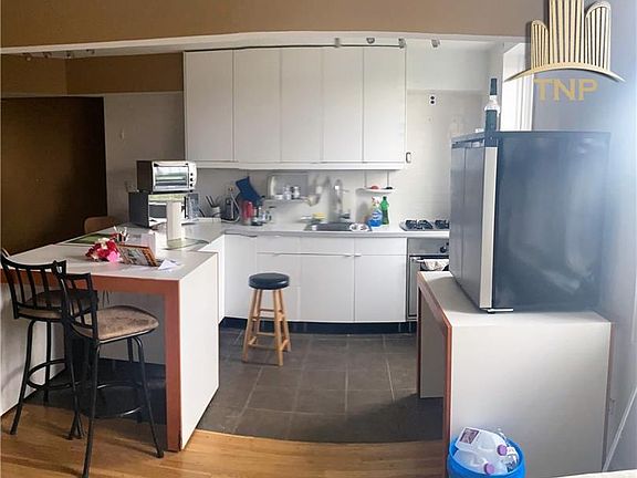 3rd image of 2239 Troy Ave APT 4C