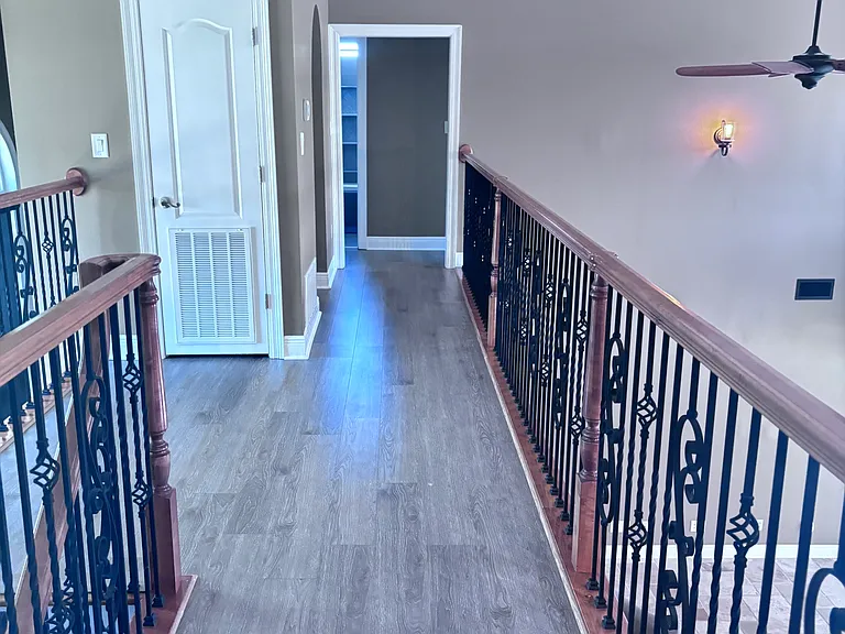 1146 Ceylon Ct — Photo 19