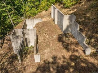 301 Awohali Trl, Maggie Valley, NC 28751