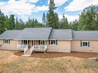 2308 S Old Stage Rd, Mount Shasta, CA 96067