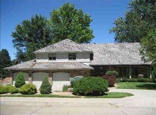 12530 Harney Cir, Omaha, NE 68154