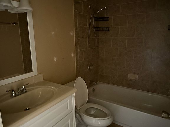 3rd image of 6090 Peregrine Ave #C07
