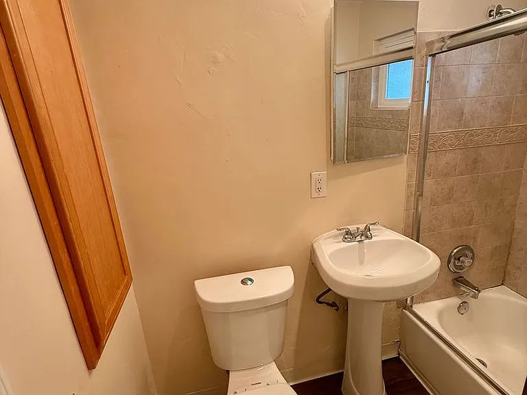 4109 Louisiana St — Photo 12