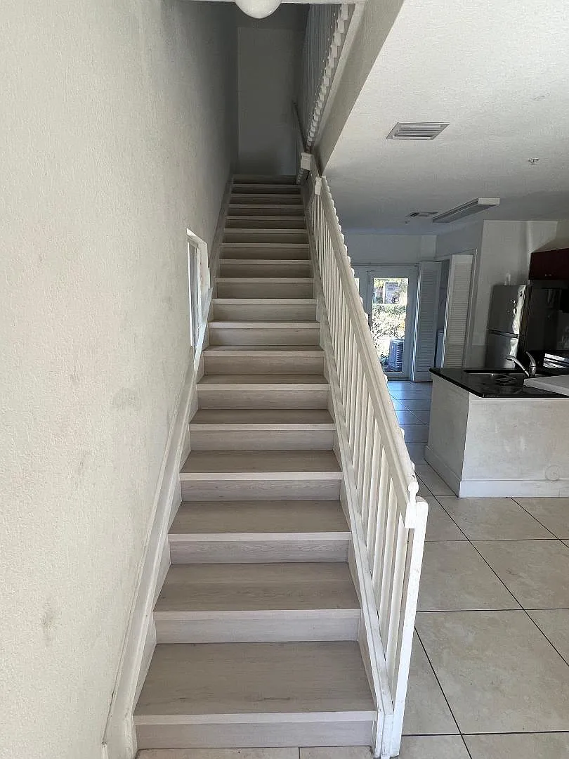 875 SW 7th Street - 103 — Photo 4